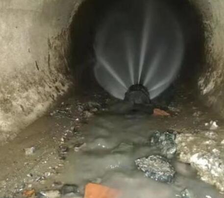 比如市政管道清淤