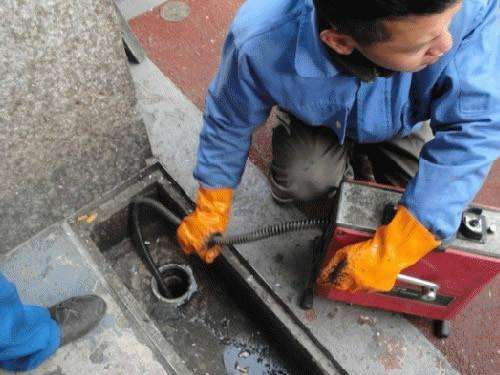 比如疏通下水道